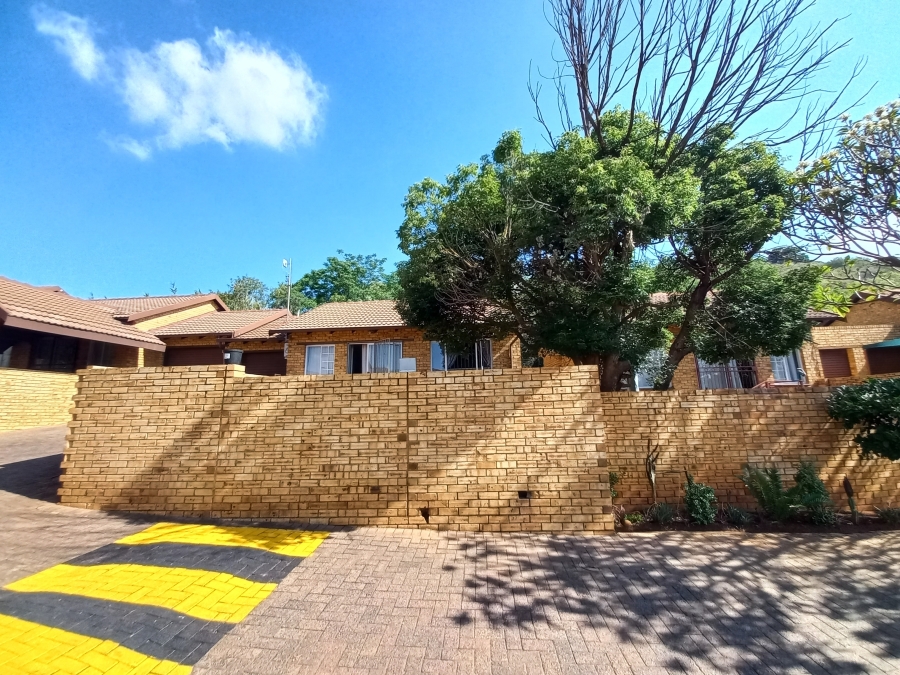 2 Bedroom Property for Sale in Safari Gardens North West